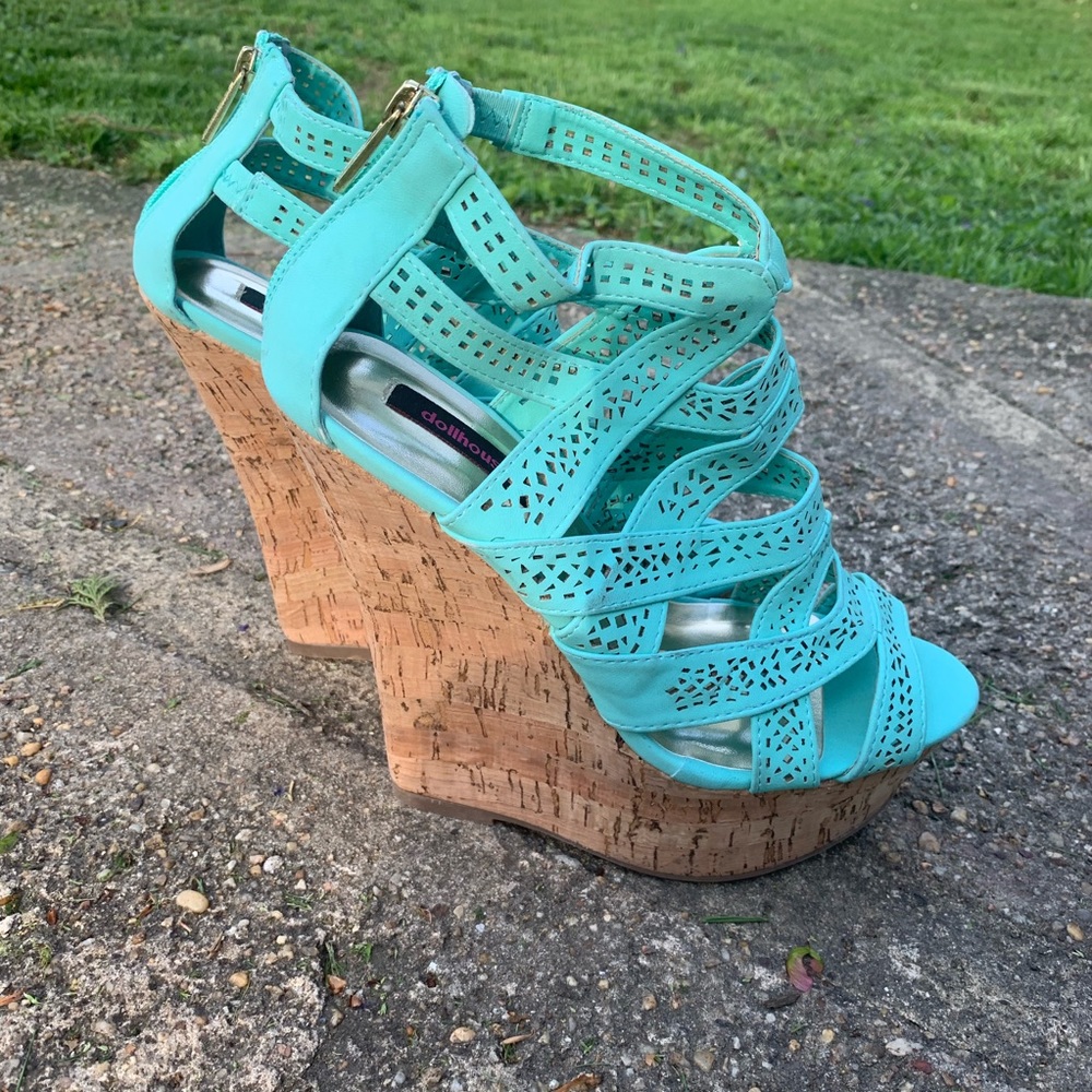 Dollhouse Wedges